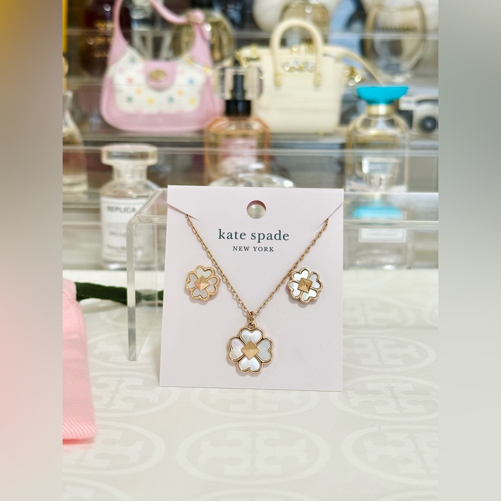 Kate Spade Mother of Pearl Rose Gold Jewelry Set (Non Tarnished)